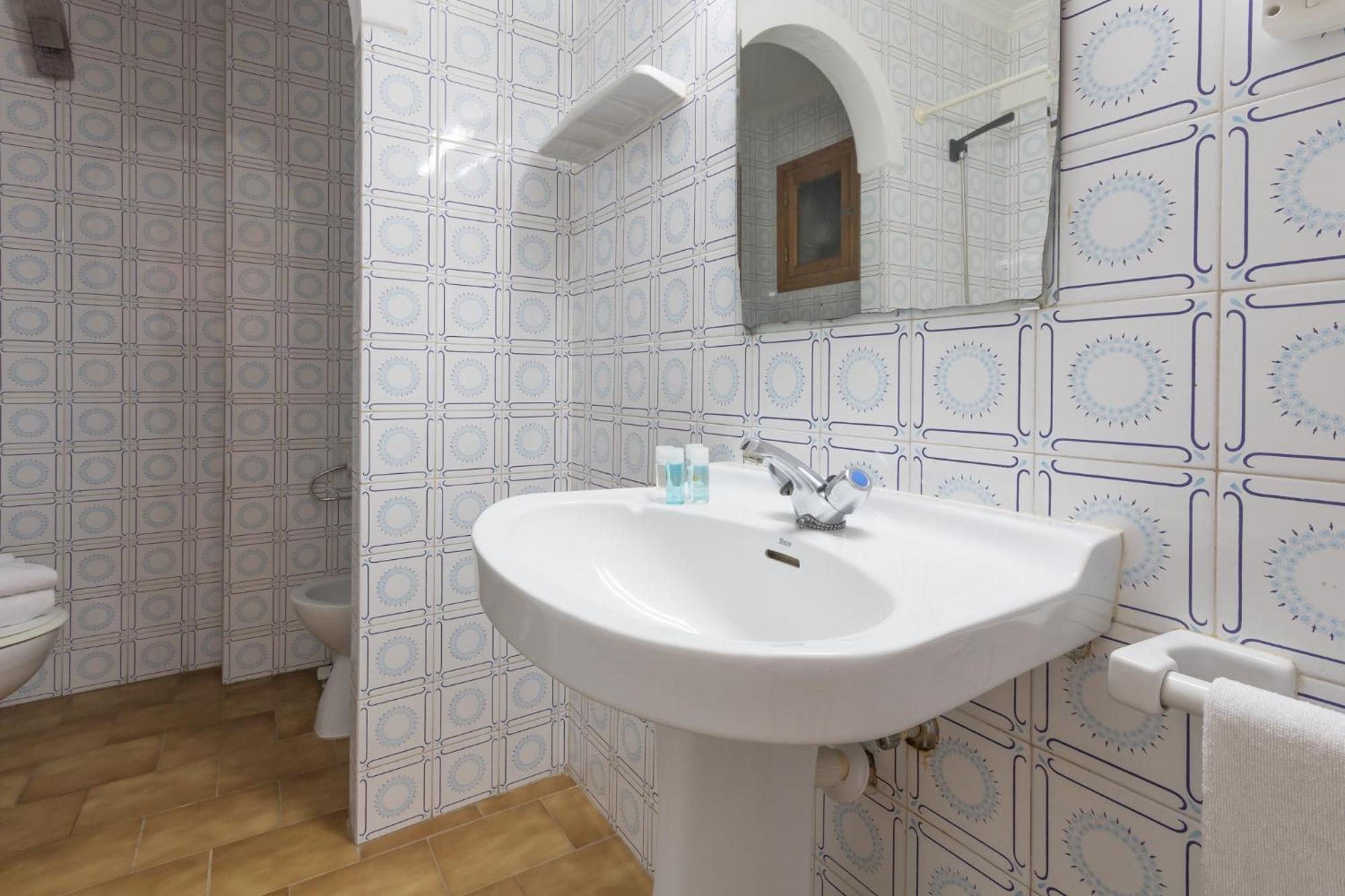 Apartamentos Orosol 2 By Typic Hotels San Antonio  Rom bilde