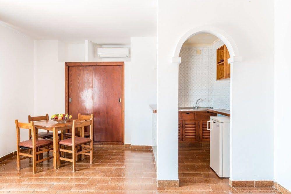 Apartamentos Orosol 2 By Typic Hotels San Antonio  Eksteriør bilde