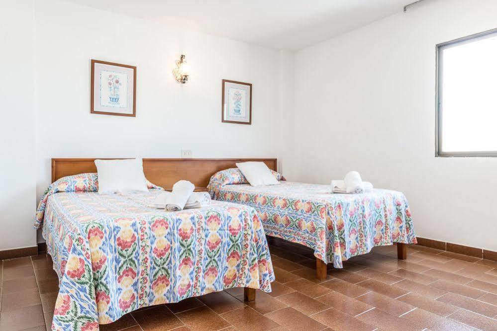 Apartamentos Orosol 2 By Typic Hotels San Antonio  Eksteriør bilde
