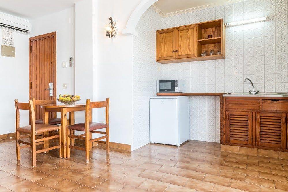 Apartamentos Orosol 2 By Typic Hotels San Antonio  Eksteriør bilde