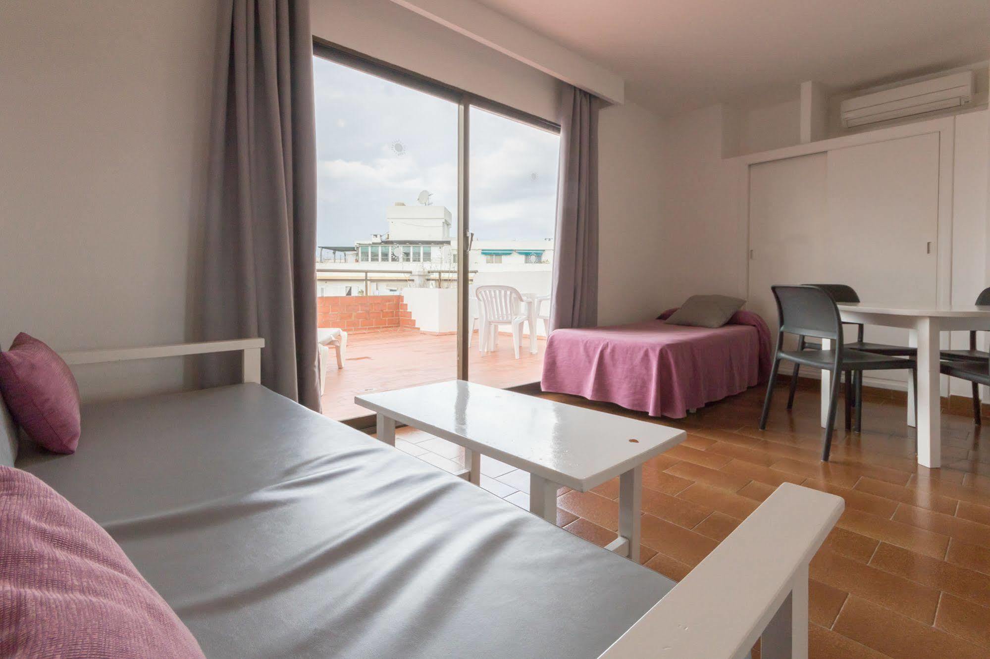 Apartamentos Orosol 2 By Typic Hotels San Antonio  Eksteriør bilde